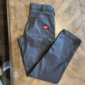 Men’s Milwaukee Cargo pants